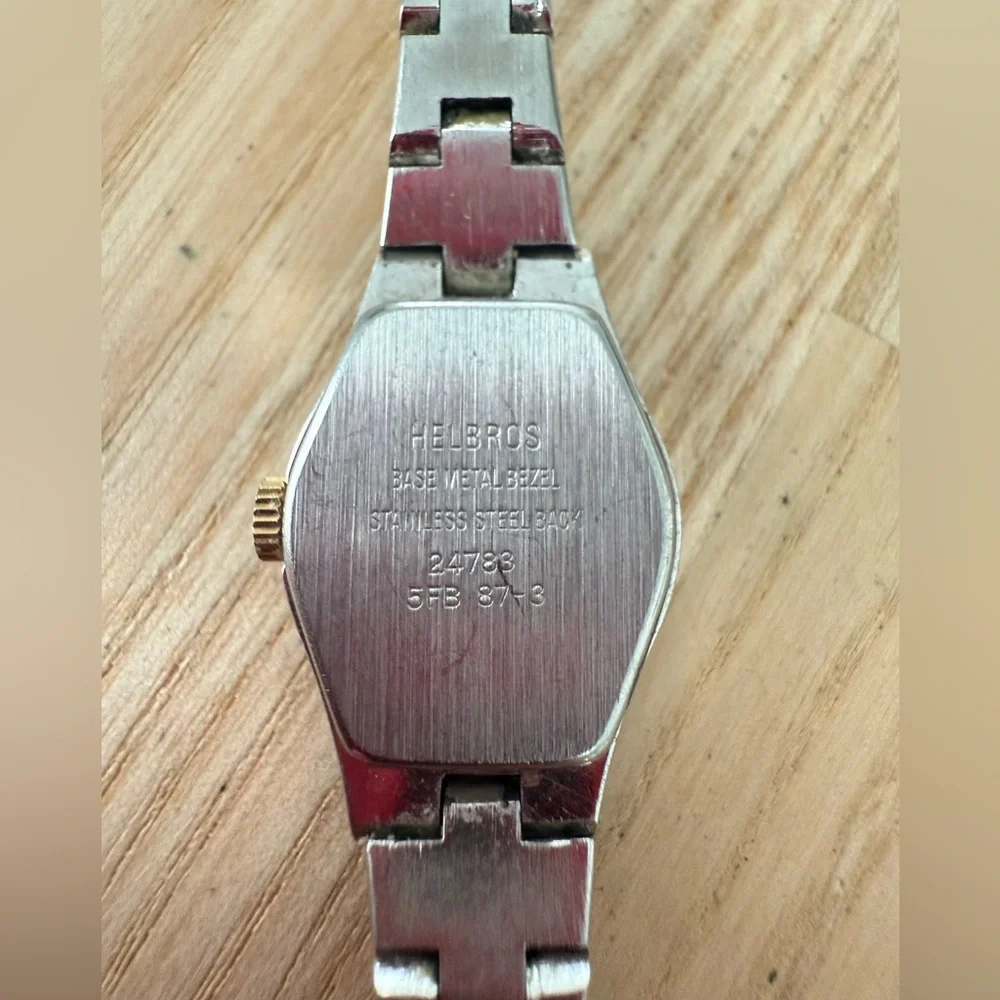 Vintage Helbros ladies octagonal two toned watch NEW BATTERY